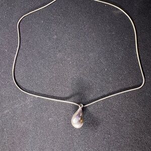 Elegant Silver Teardrop Pendant Necklace